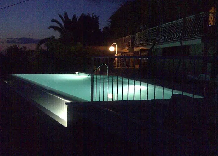 Sonia & Teo Hvar Apartament