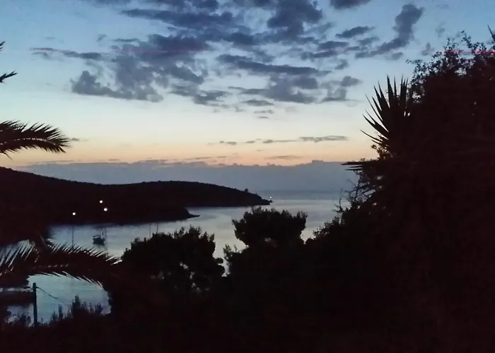 Sonia & Teo Hvar Apartament *