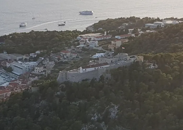 Διαμέρισμα Sonia & Teo Hvar *