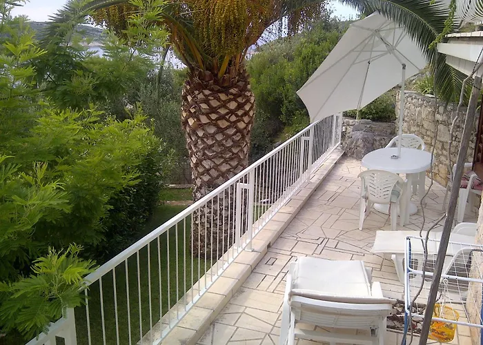 Sonia & Teo Hvar Apartment